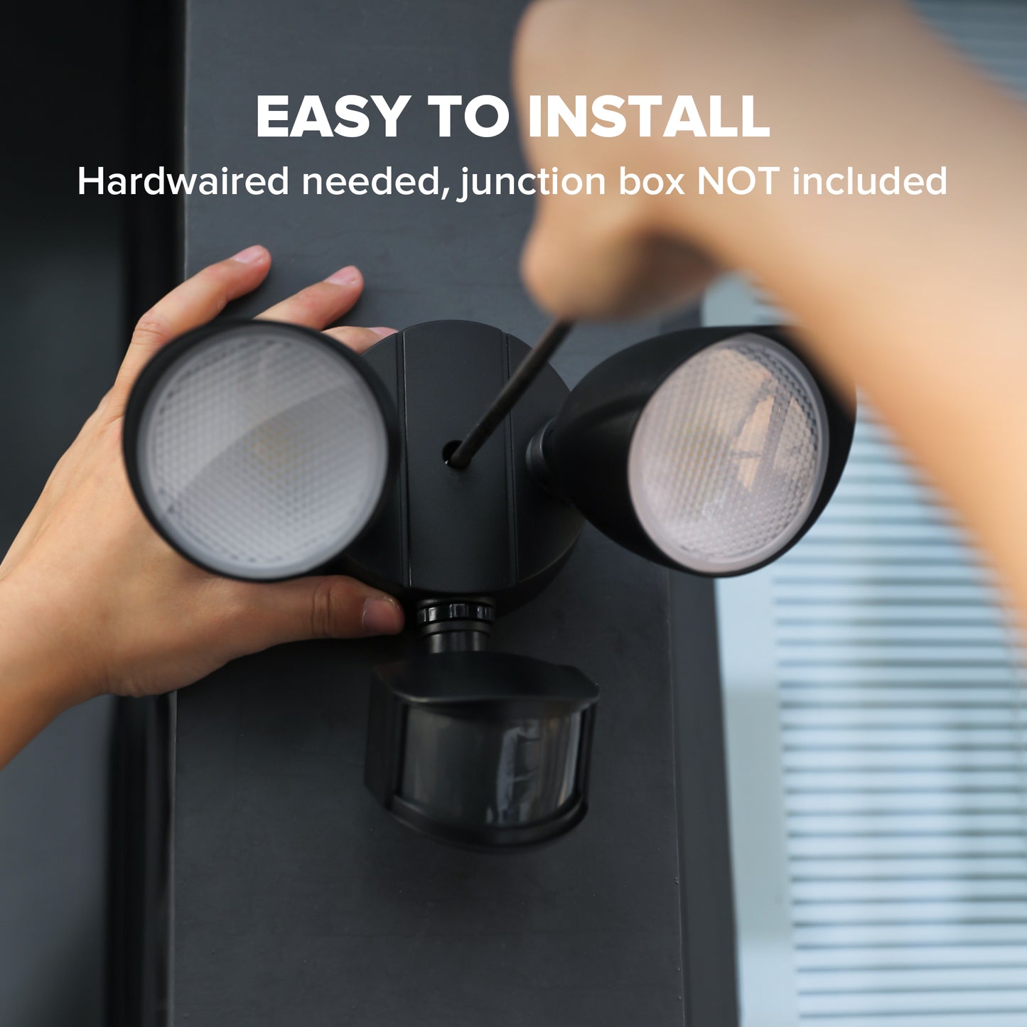 UME 2 Pack 32W 2500 Lumen LED Security Lights Motion Sensor Light Outdoor, 5000K Daylight, IP65 Waterproof, Dusk to Dawn, Motion Detector Flood Light for Garage, Yard, Porch-Black