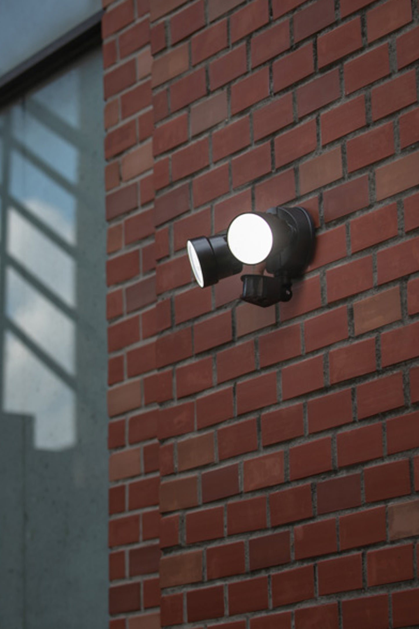 8 PACKS LUTEC-Shrimp 1130LM, 5200K, 13.5W, LED 110°Motion Activated, D2D, Dual-Head Floodlight