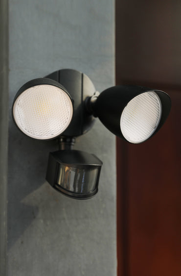 LUTEC-Shrimp, 2500LM, 5000K, 32W, LED Motion Sensor, D2D, Dual-Head Floodlight,Black