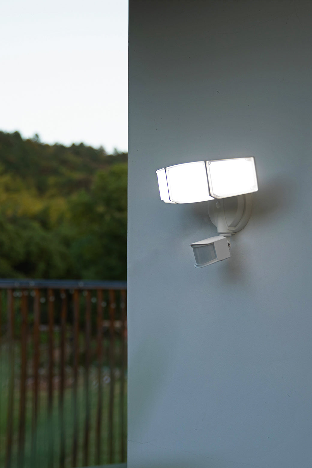 LUTEC-LUTEC-LED Security Lights with Motion Sensor, 6300LM, 5000K, 72W