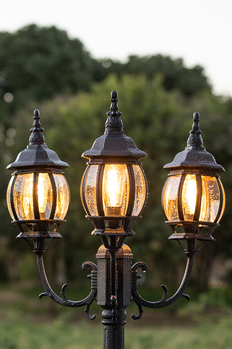 Outdoor light hot post lantern