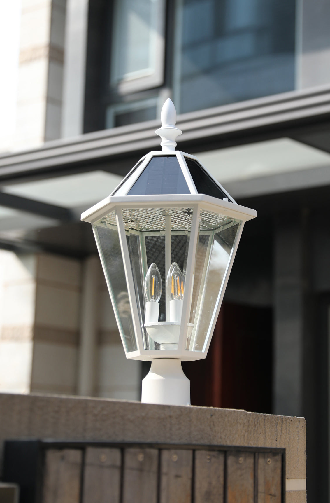 Solar Power Post LUTEC- Die-Cast Aluminum LED Outdoor Solar Powered Post Light Head Onl